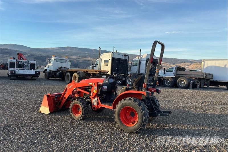 Kubota B2601HSD Compact tractors