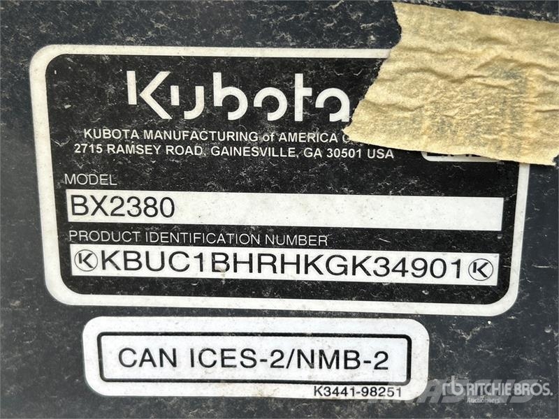 Kubota BX2380 4WD Utility Tractor Manji traktori