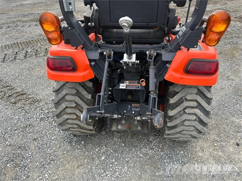 Kubota BX2380 4WD Utility Tractor Manji traktori