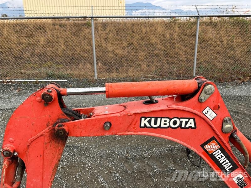 Kubota K008-3 Mini kotrók < 7t