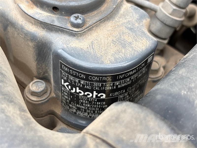 Kubota K008-3 Mini kotrók < 7t