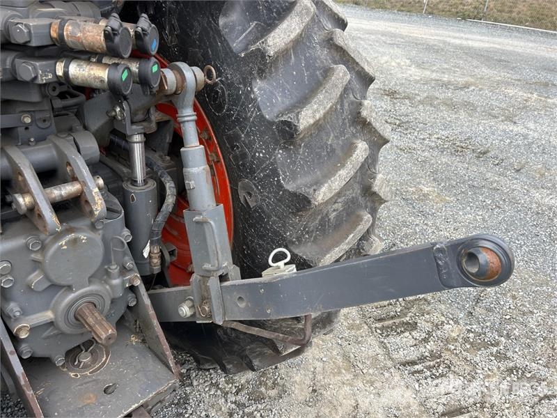 Kubota M4-071 4WD Tractor Traktoren