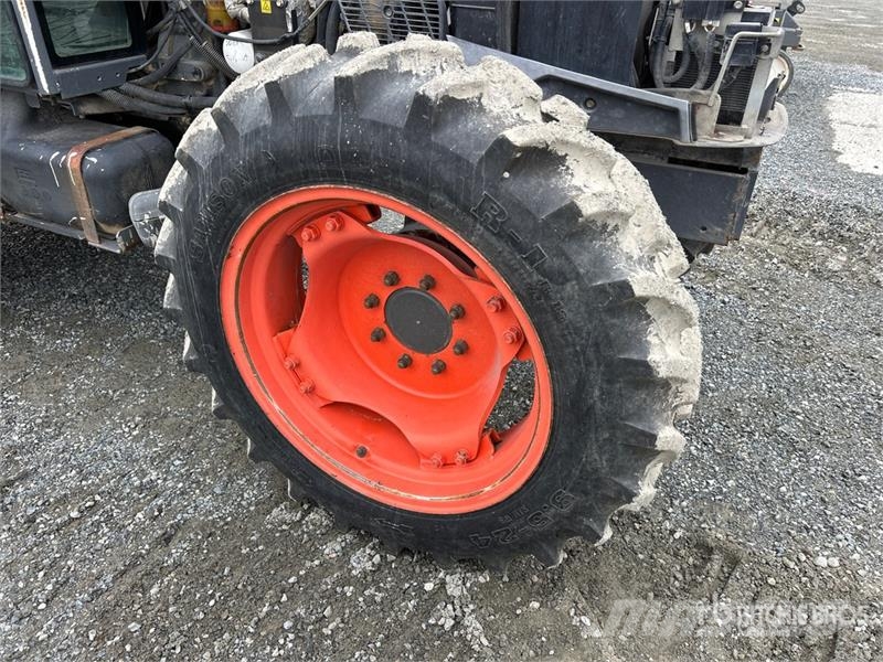 Kubota M4-071 4WD Tractor Traktorji