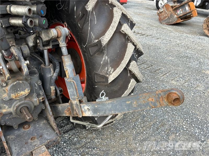 Kubota M4-071 4WD Tractor Traktoren