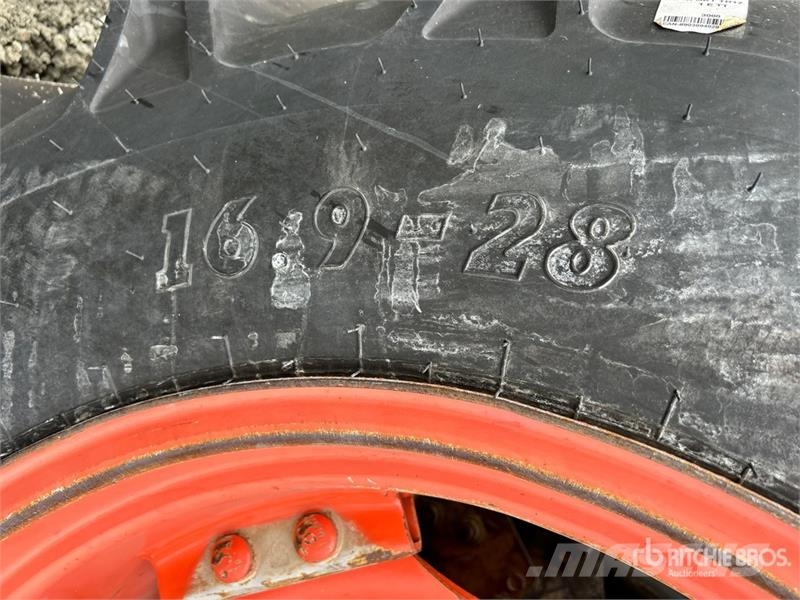 Kubota M4-071 4WD Tractor Traktorji