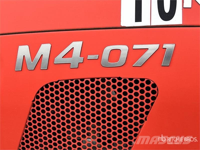 Kubota M4N-071HDCC 4WD Tractor Traktorok