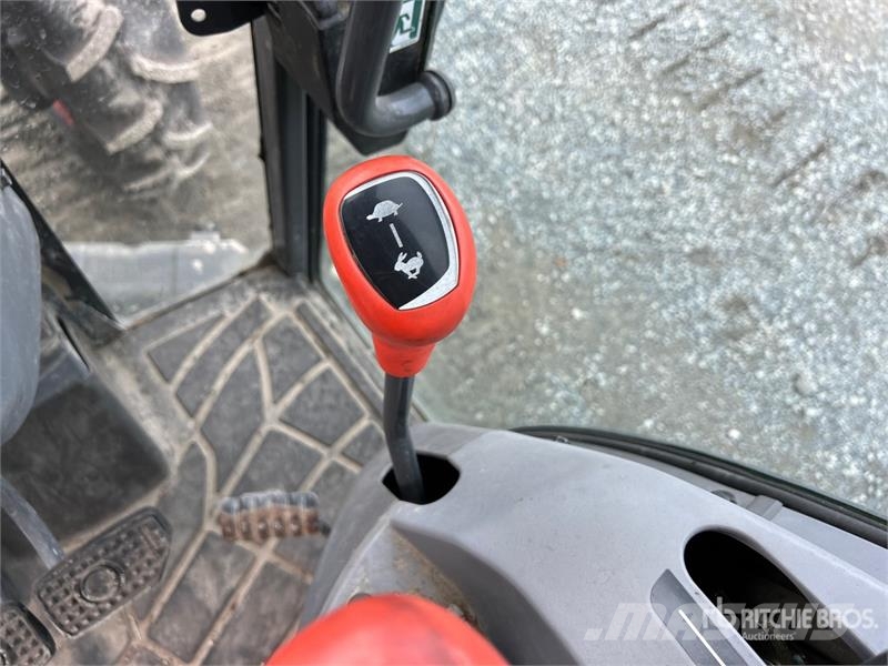 Kubota M4N-071HDCC 4WD Tractor Traktorok