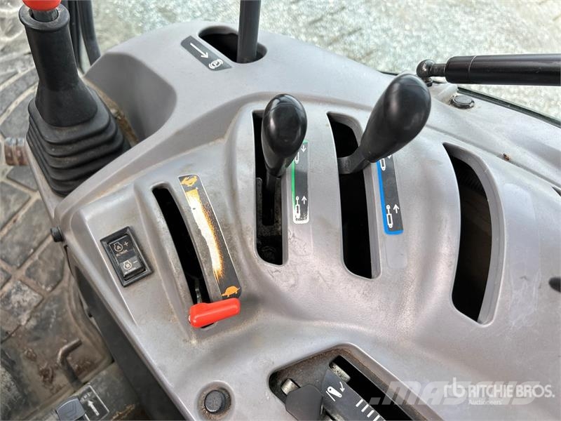 Kubota M4N-071HDCC 4WD Tractor Traktorok