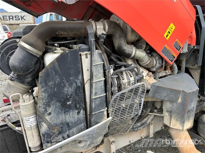 Kubota M4N-071HDCC 4WD Tractor Traktorok