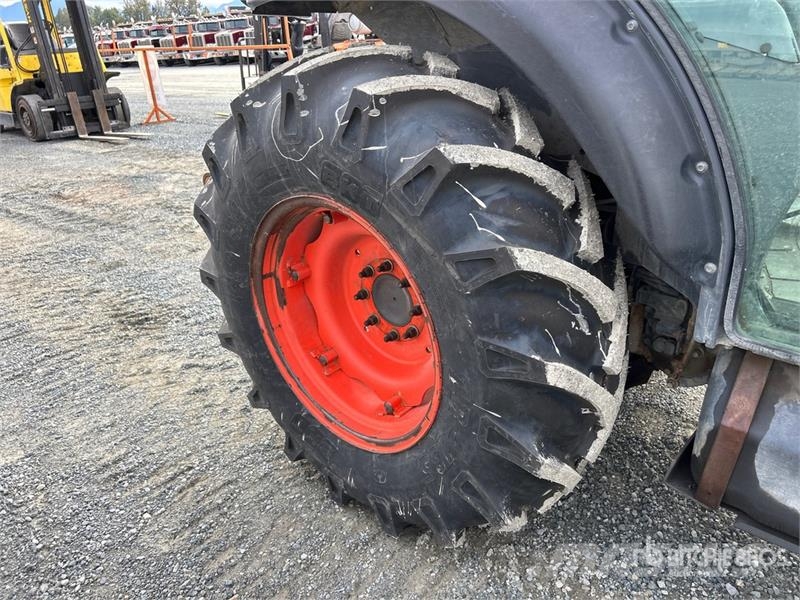 Kubota M4N-071HDCC 4WD Tractor Traktorid