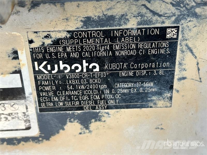 Kubota M4N-071HDCC 4WD Tractor Traktorok