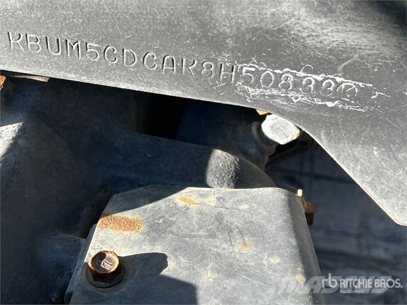 Kubota M4N-071HDCC 4WD Tractor Traktorid