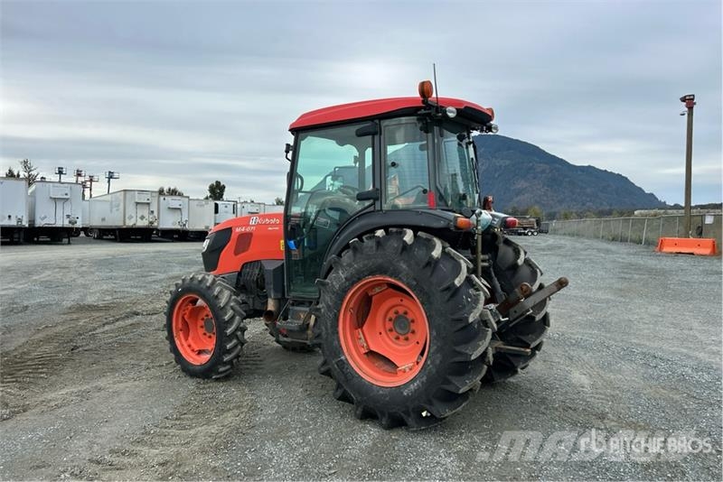 Kubota M4N-071HDCC 4WD Tractor Traktorok
