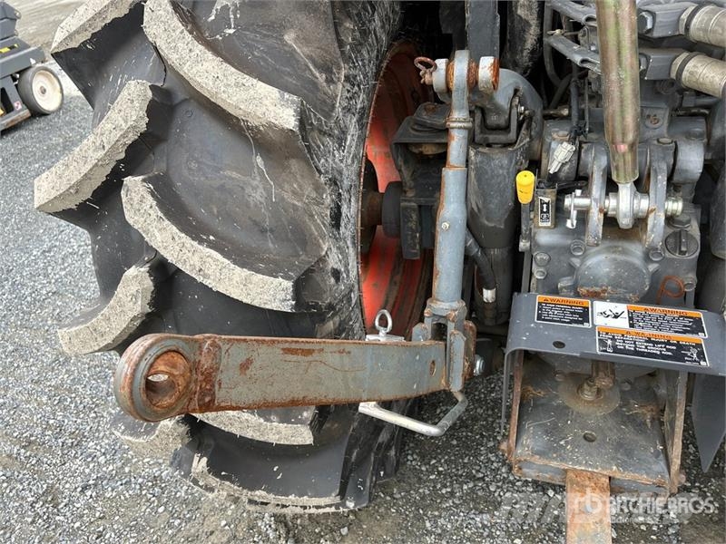 Kubota M4N-071HDCC 4WD Tractor Traktorok