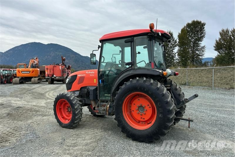 Kubota M4N-071HDCC1 4WD Utility Tractor Manji traktori