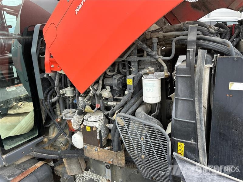 Kubota M4N-071HDCC1 4WD Utility Tractor Manji traktori