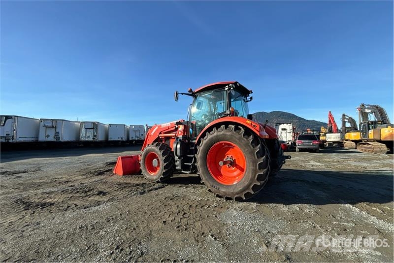 Kubota M7152 Premium 4WD Tractor 트랙터