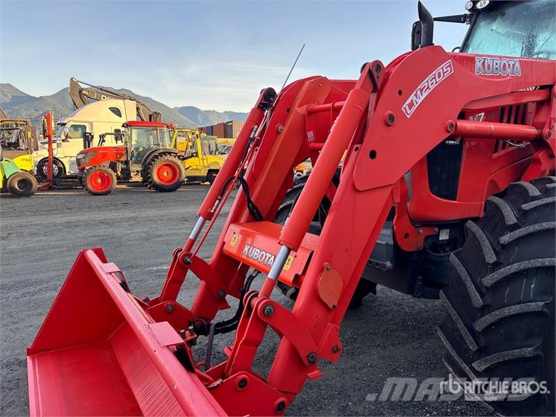 Kubota M7152 Premium 4WD Tractor 트랙터