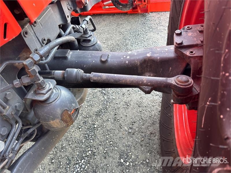 Kubota M7152 Premium 4WD Tractor 트랙터