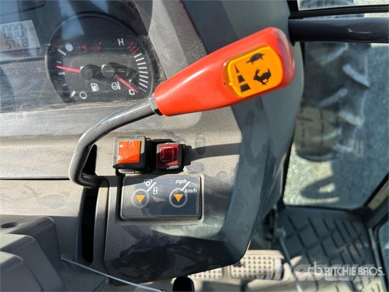 Kubota M8540 Traktorok