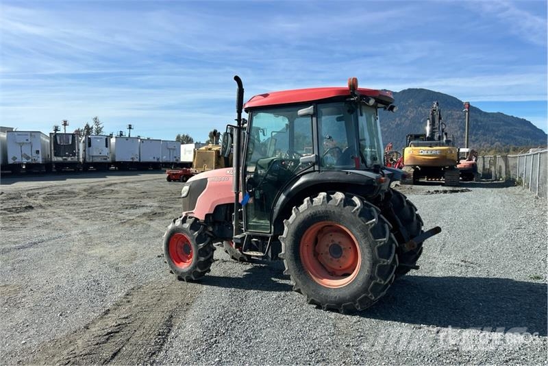 Kubota M8540 Traktorok