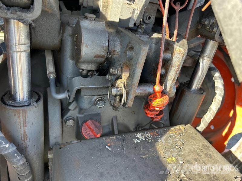 Kubota M8540 Traktorok