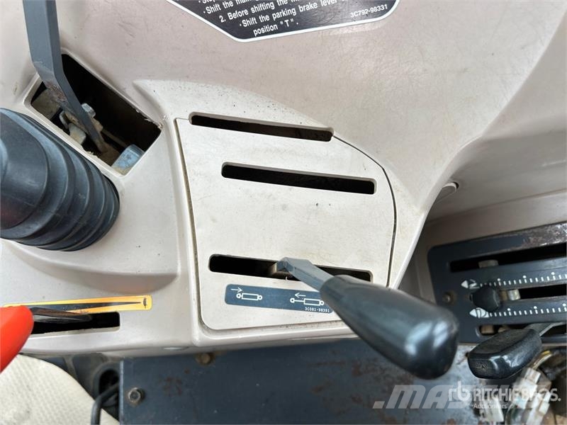 Kubota M8540DTNHC 4WD Utility Tractor Manji traktori