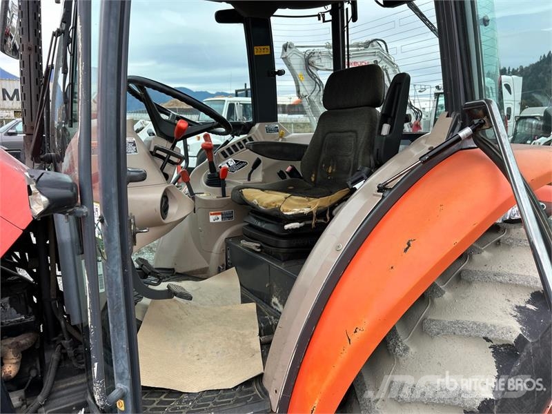 Kubota M8540DTNHC 4WD Utility Tractor Manji traktori