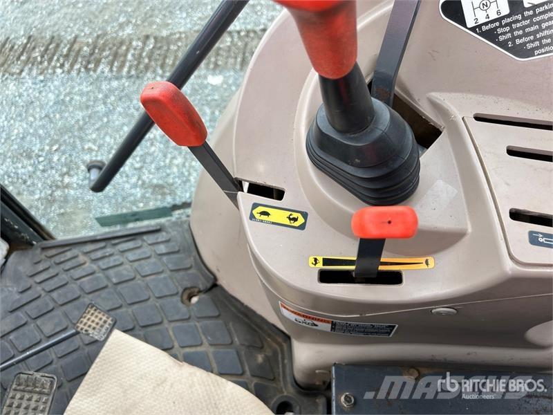 Kubota M8540DTNHC 4WD Utility Tractor Manji traktori