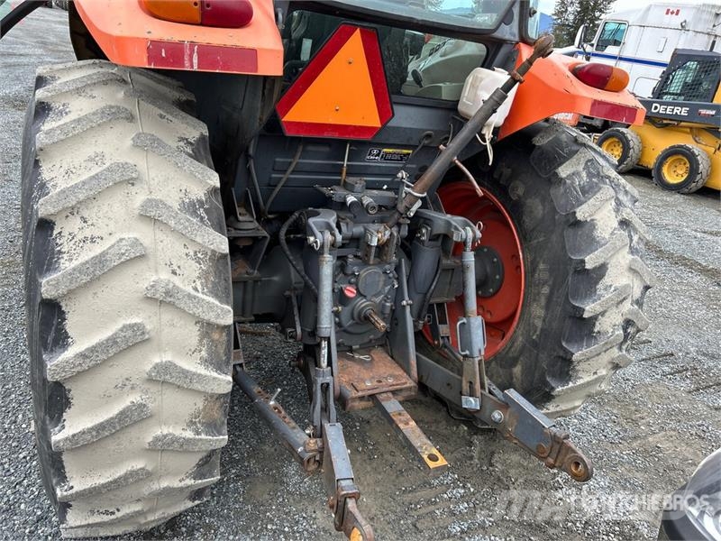 Kubota M8540DTNHC 4WD Utility Tractor Manji traktori