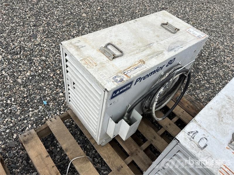 LB WHITE PREMIER 80 80000 BTU Space Heater معدات التسخين والإذابة