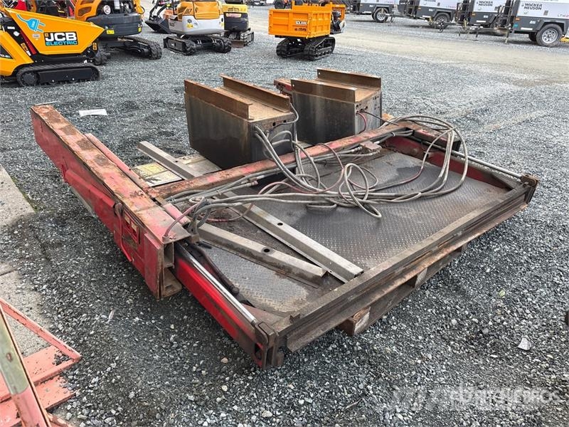 Leyman EDC65RMPD - 8684CWRV Hydraulic 102 in Liftg Transport – ostalo