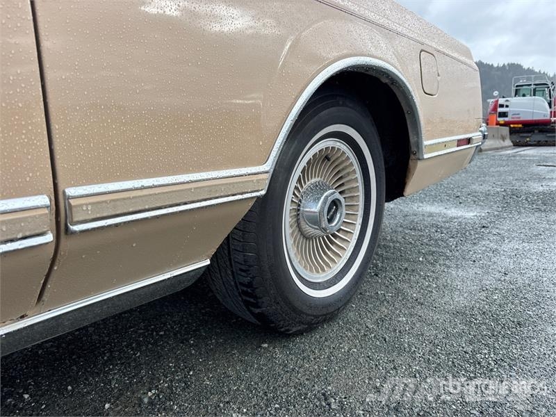 Lincoln Continental Mark VI Classic Car Auto