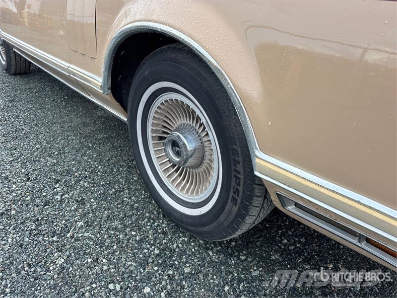 Lincoln Continental Mark VI Classic Car Auto