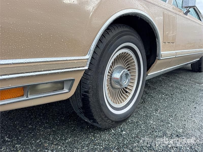 Lincoln Continental Mark VI Classic Car Auto