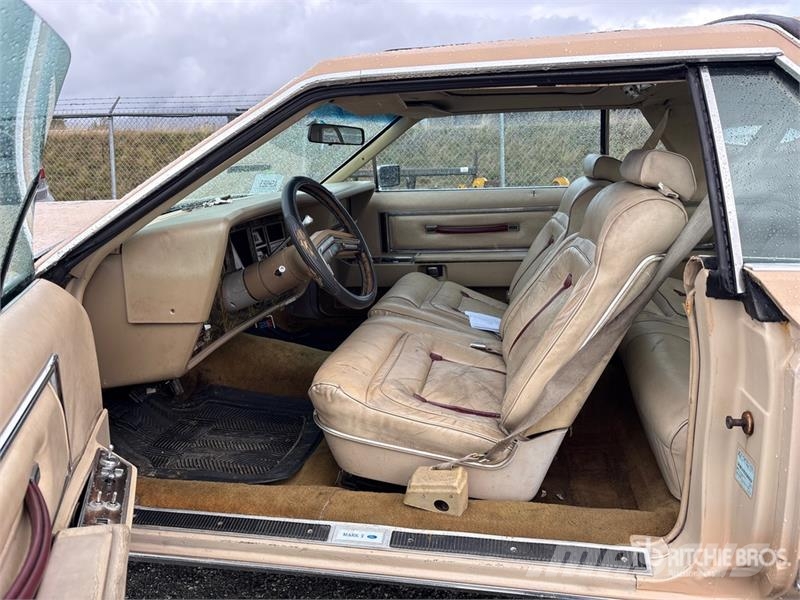 Lincoln Continental Mark VI Classic Car Auto
