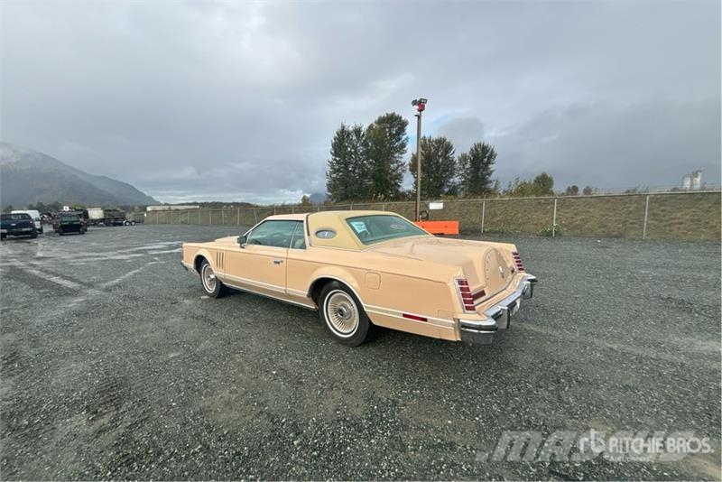 Lincoln Continental Mark VI Classic Car Auto
