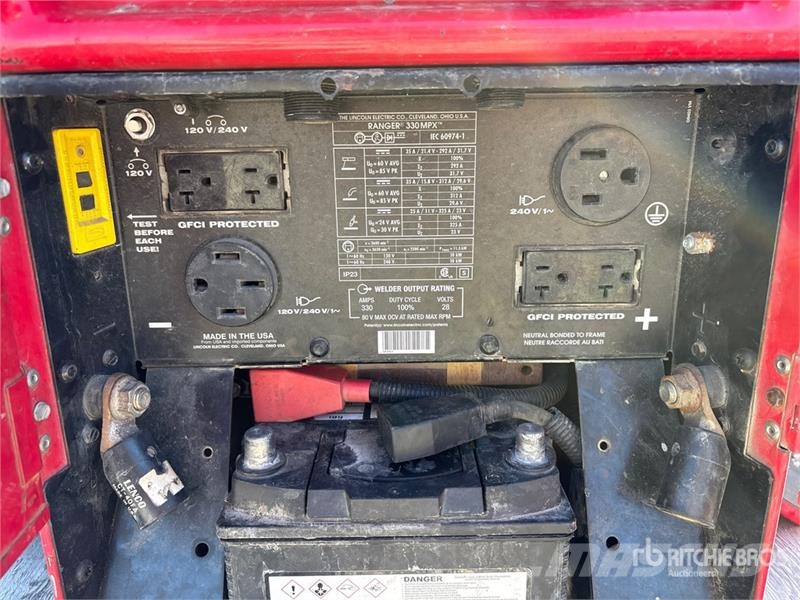 Lincoln Ranger 330MPX Multi-Process Engine Driven Welder Soldadoras