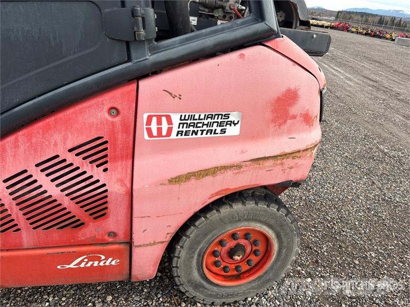Linde H45 9000 lb Cushion Tire Forklift Targoncák-Egyéb