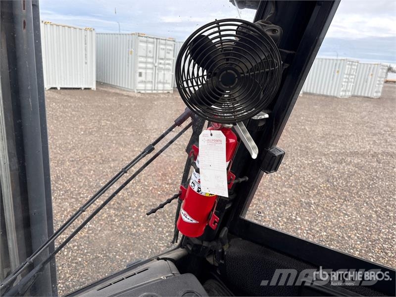 Linde H45 9000 lb Pneumatic Tire Forklift Інше