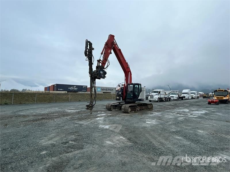 Link-Belt 245X4LC Foundation Drill 중형 드릴 장비