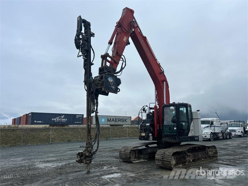 Link-Belt 245X4LC Foundation Drill 중형 드릴 장비
