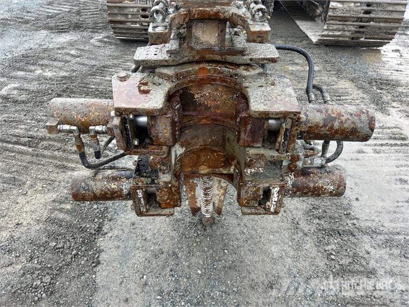 Link-Belt 245X4LC Foundation Drill 중형 드릴 장비