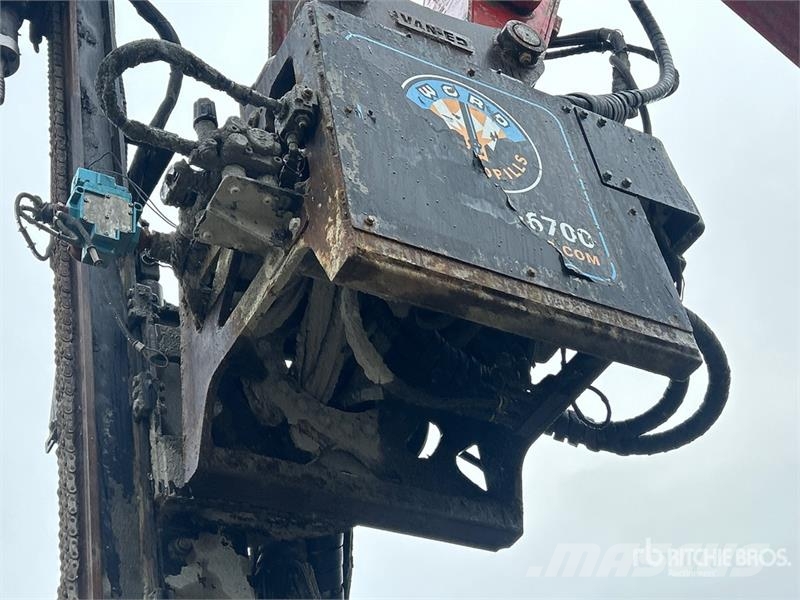 Link-Belt 245X4LC Foundation Drill 중형 드릴 장비