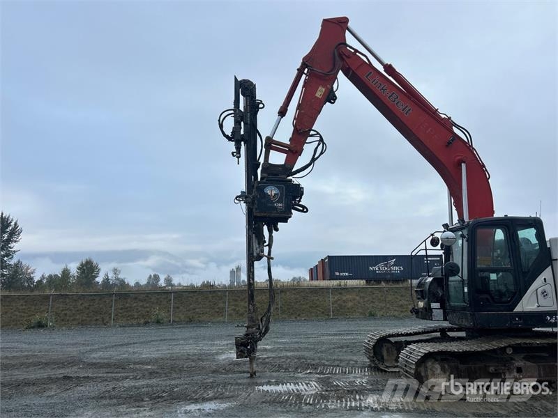 Link-Belt 245X4LC Foundation Drill 중형 드릴 장비