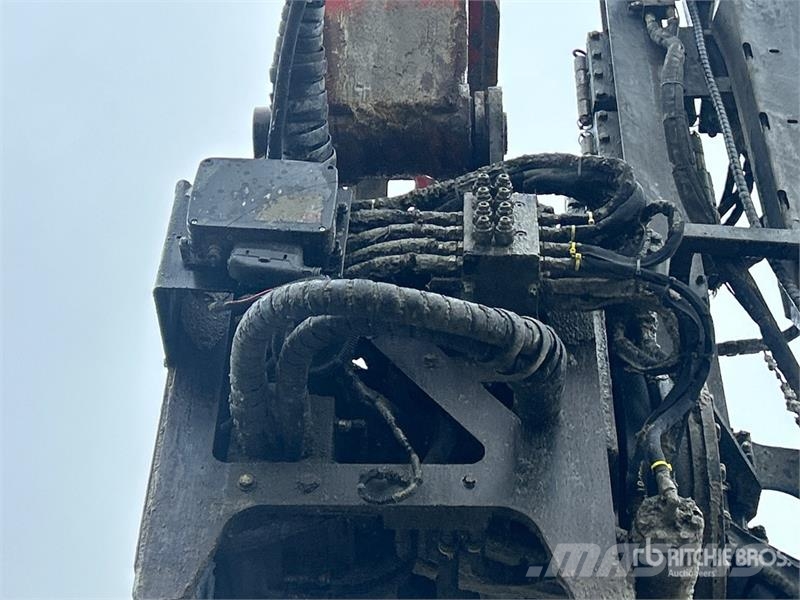 Link-Belt 245X4LC Foundation Drill 중형 드릴 장비