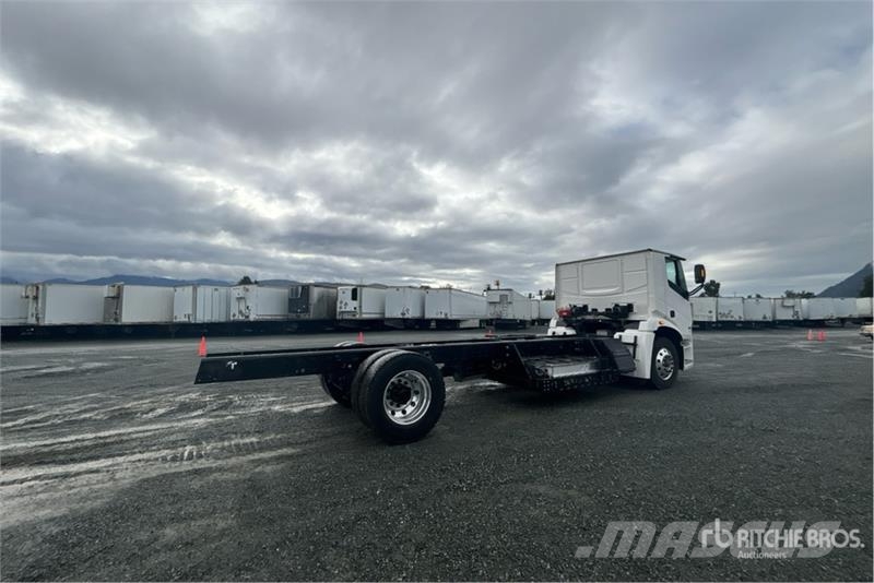  Lion 6 4x2 Electric Cab and Chassis Kabine i unutrašnjost