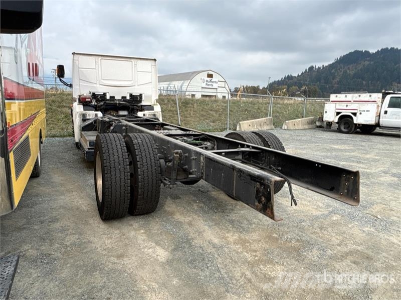  Lion 6 4x2 Electric Cab and Chassis Kabine i unutrašnjost