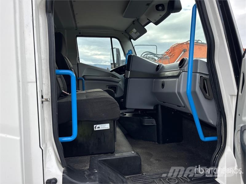  Lion 6 4x2 Electric Cab and Chassis Kabine i unutrašnjost