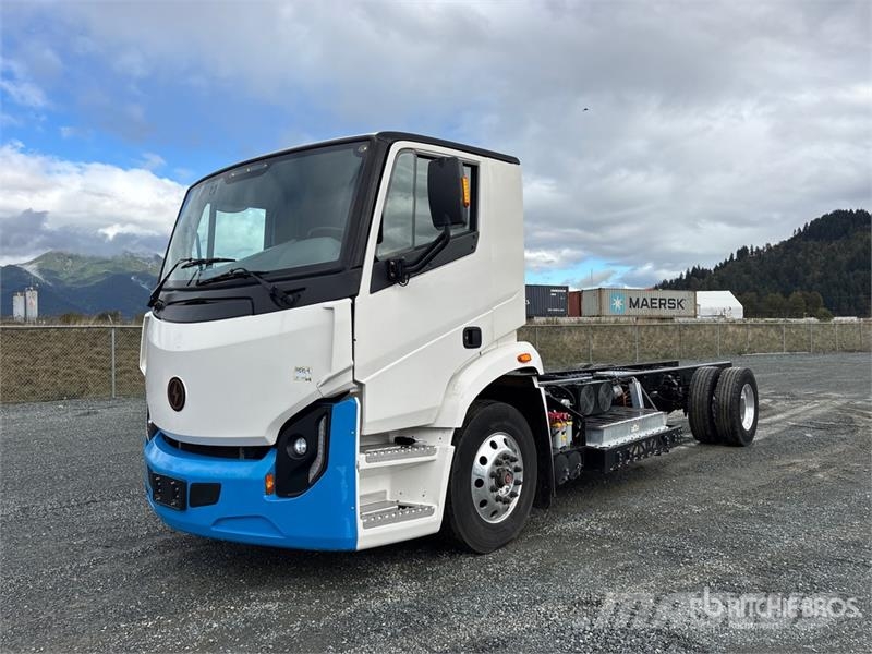  Lion 6 4x2 Electric Cab and Chassis Kabine i unutrašnjost